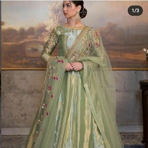 Meet your Posher, Adeeba